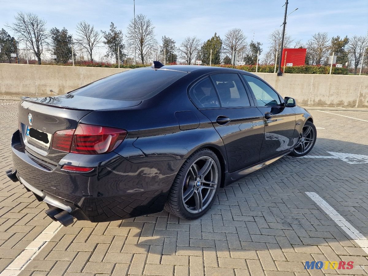 2013' BMW 5 Series photo #4