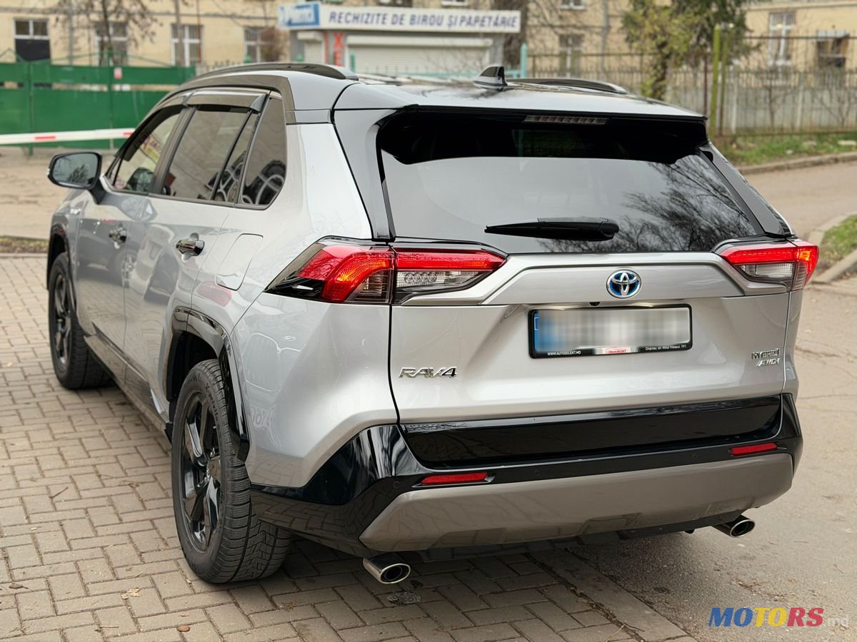 2020' Toyota RAV4 photo #6