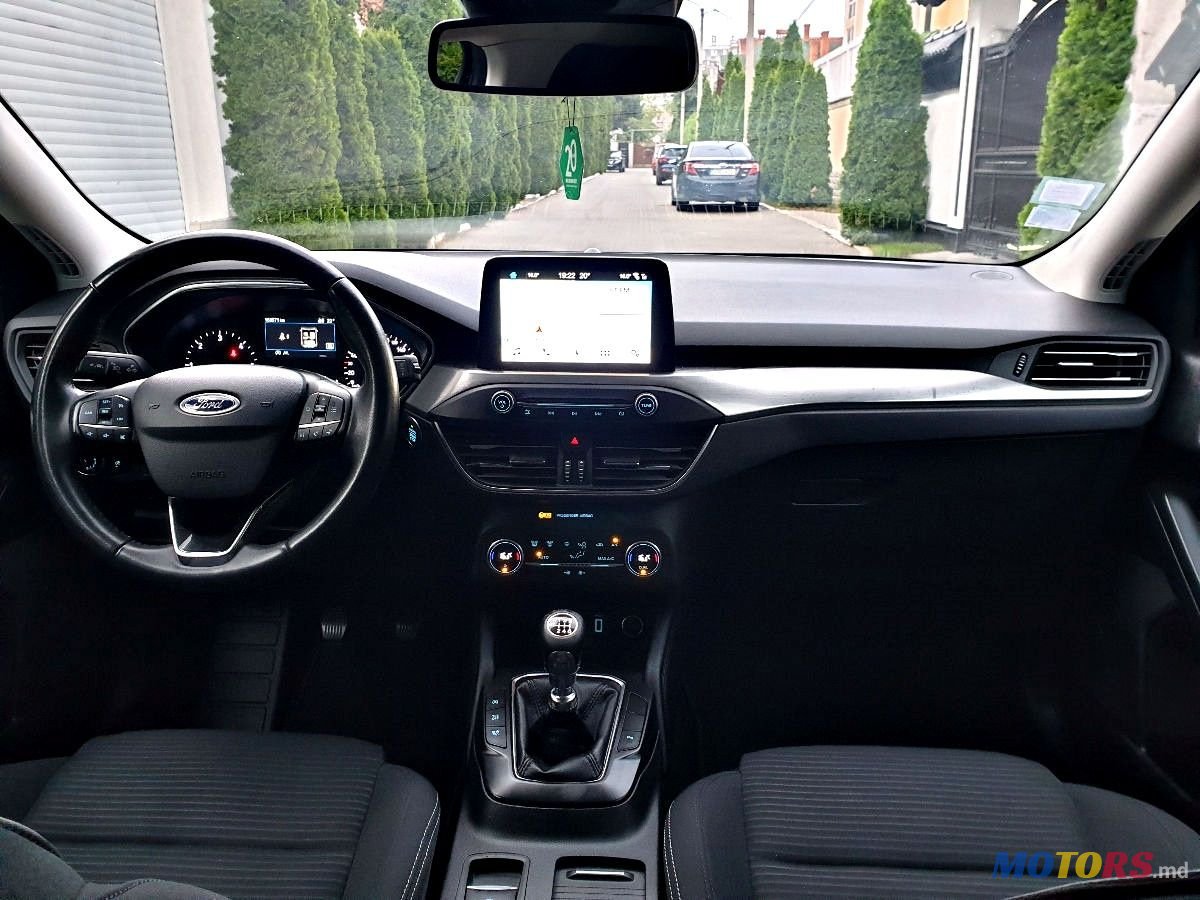 2018' Ford Focus photo #6