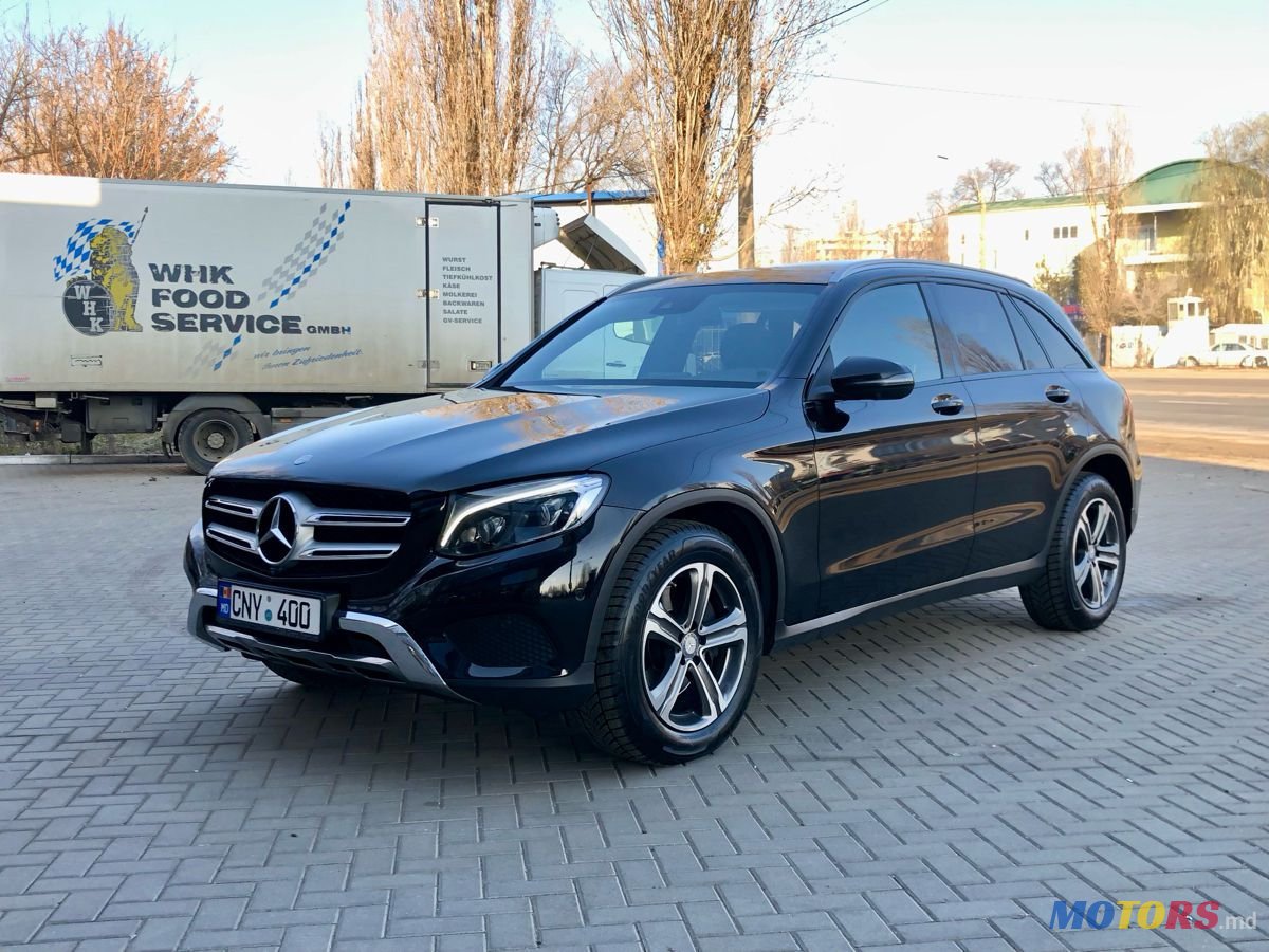 2016' Mercedes-Benz Glc photo #2
