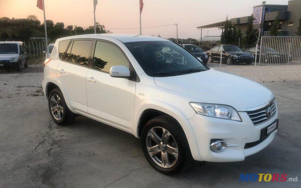 2010' BMW 5 photo #1