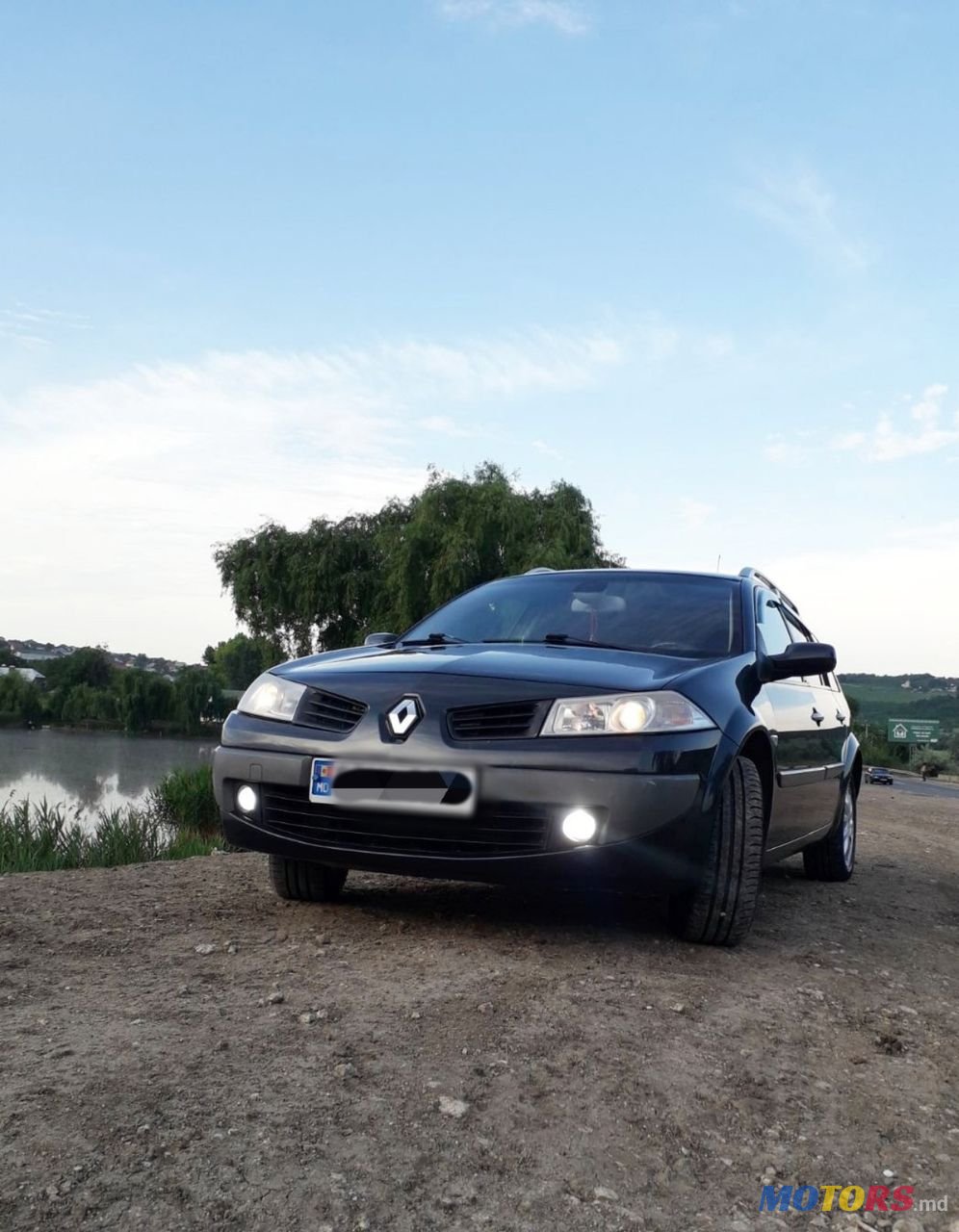 2007' Renault Megane photo #1