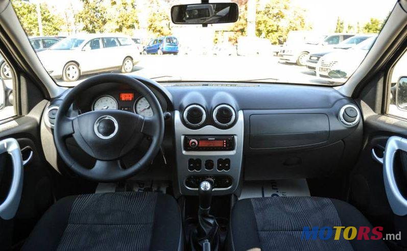 2009' Dacia Logan Mcv photo #1