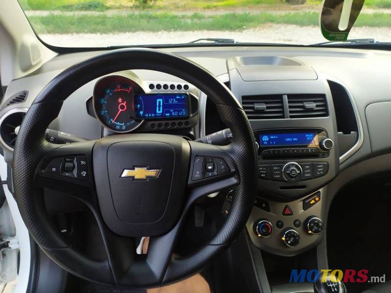 2012' Chevrolet Aveo photo #5