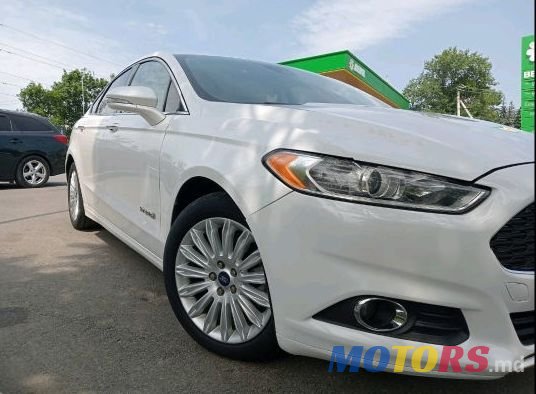 2013' Ford Fusion photo #5