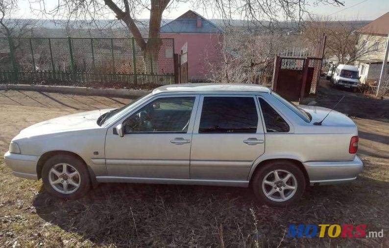 1999' Volvo S70 photo #1