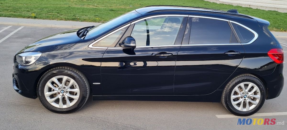 2015' BMW 2 Series Active Tourer photo #3