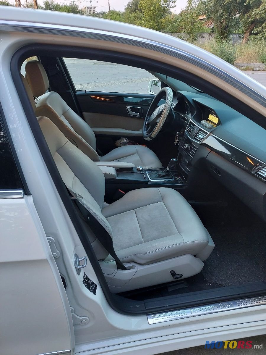 2012' Mercedes-Benz E-Class photo #6