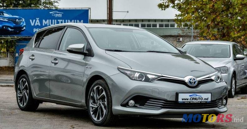 2015' Toyota Auris photo #1