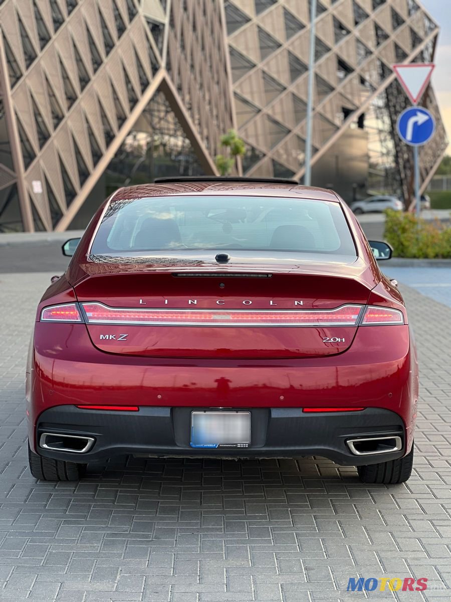 2015' Lincoln MKZ photo #5