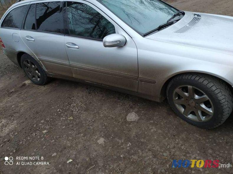 2006' Mercedes-Benz C photo #2