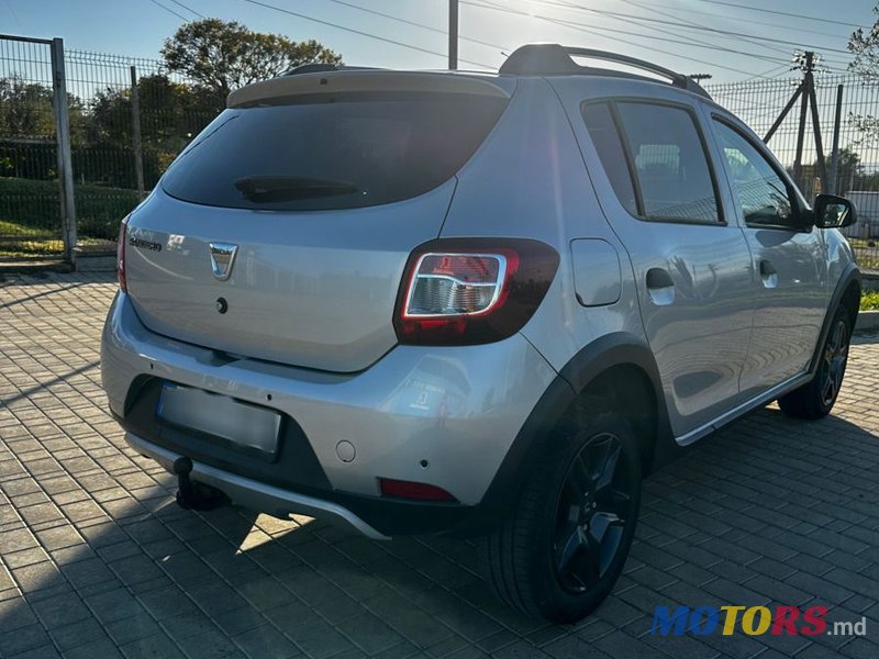 2014' Dacia Sandero Stepway photo #6