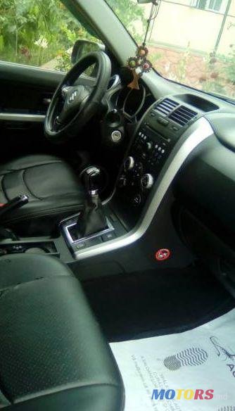 2006' Suzuki Grand Vitara photo #2