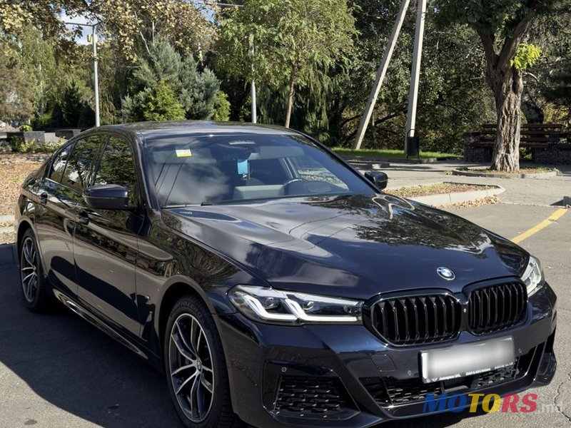 2020' BMW 5 Series photo #5