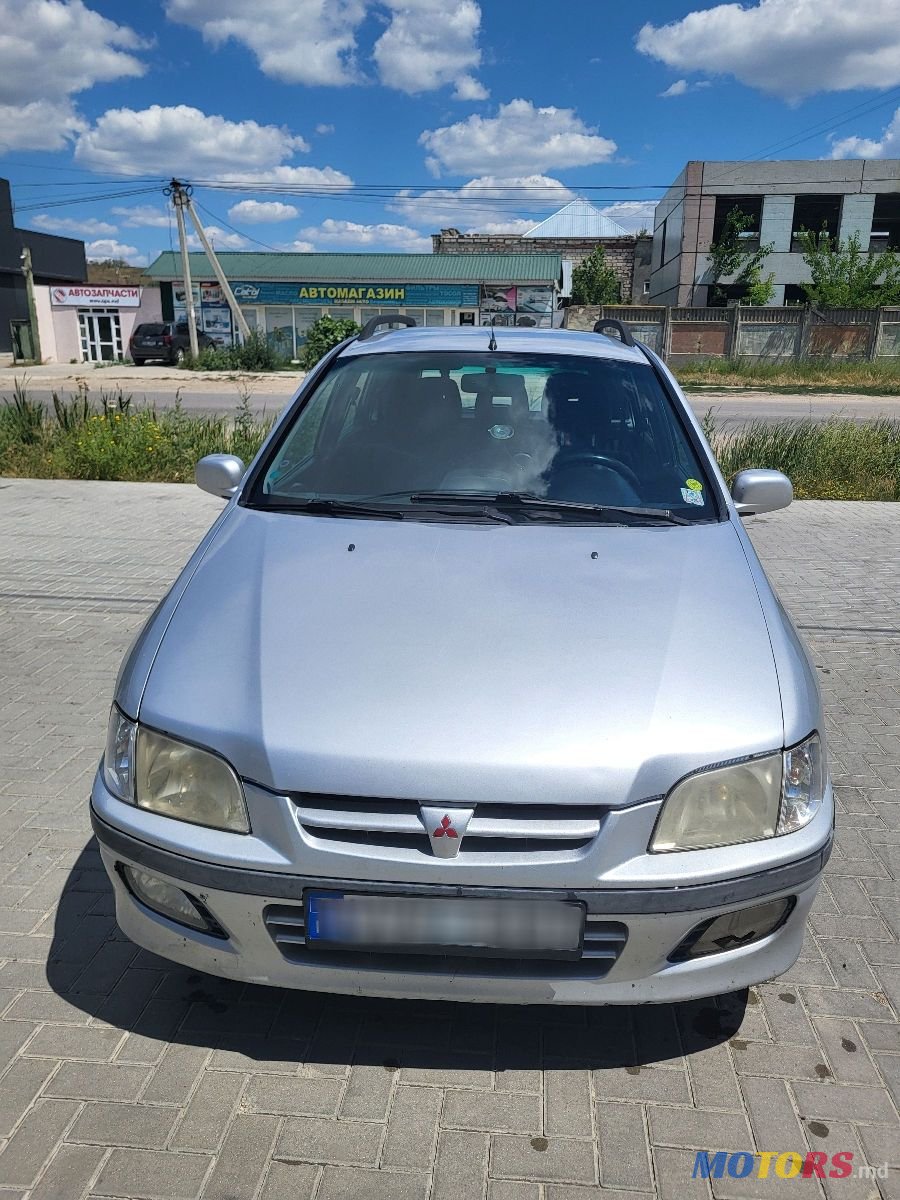 2002' Mitsubishi Space Star photo #6