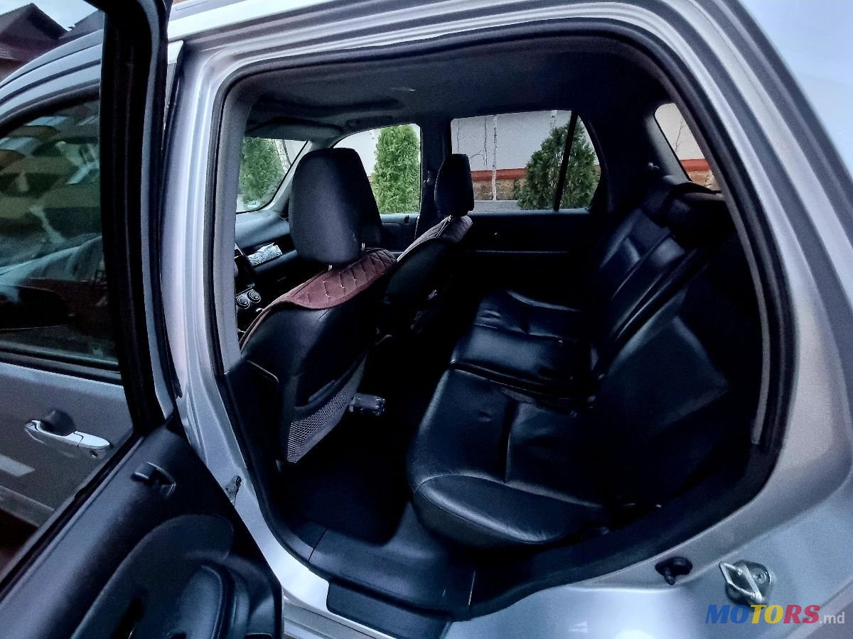 2005' Honda CR-V photo #2