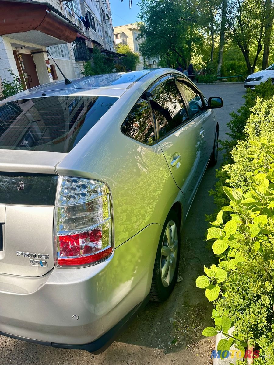 2006' Toyota Prius photo #2