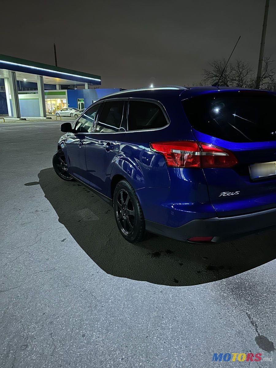 2017' Ford Focus photo #5