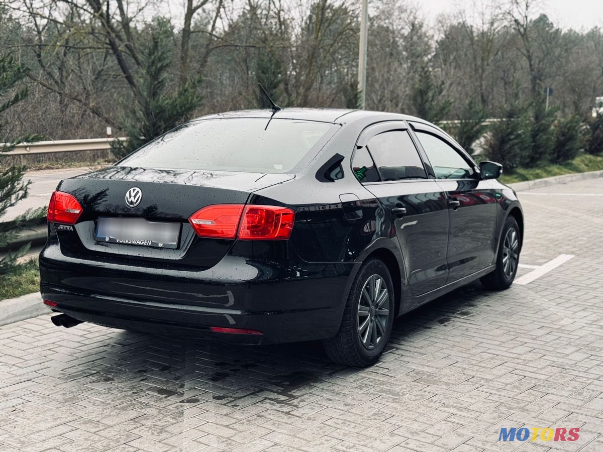 2014' Volkswagen Jetta photo #2