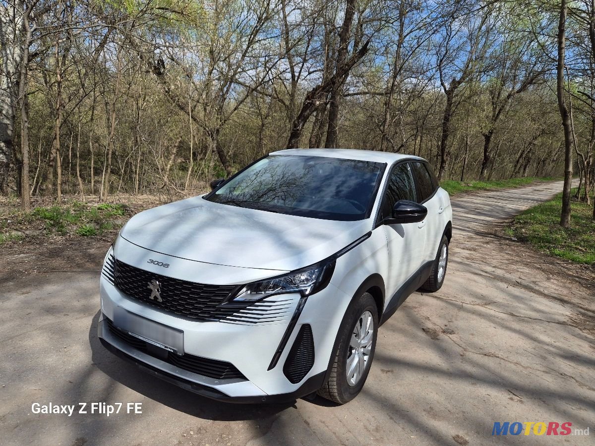 2022' Peugeot 3008 photo #1