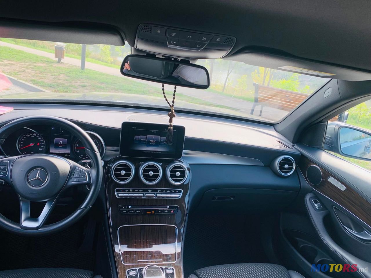 2016' Mercedes-Benz Glc photo #2