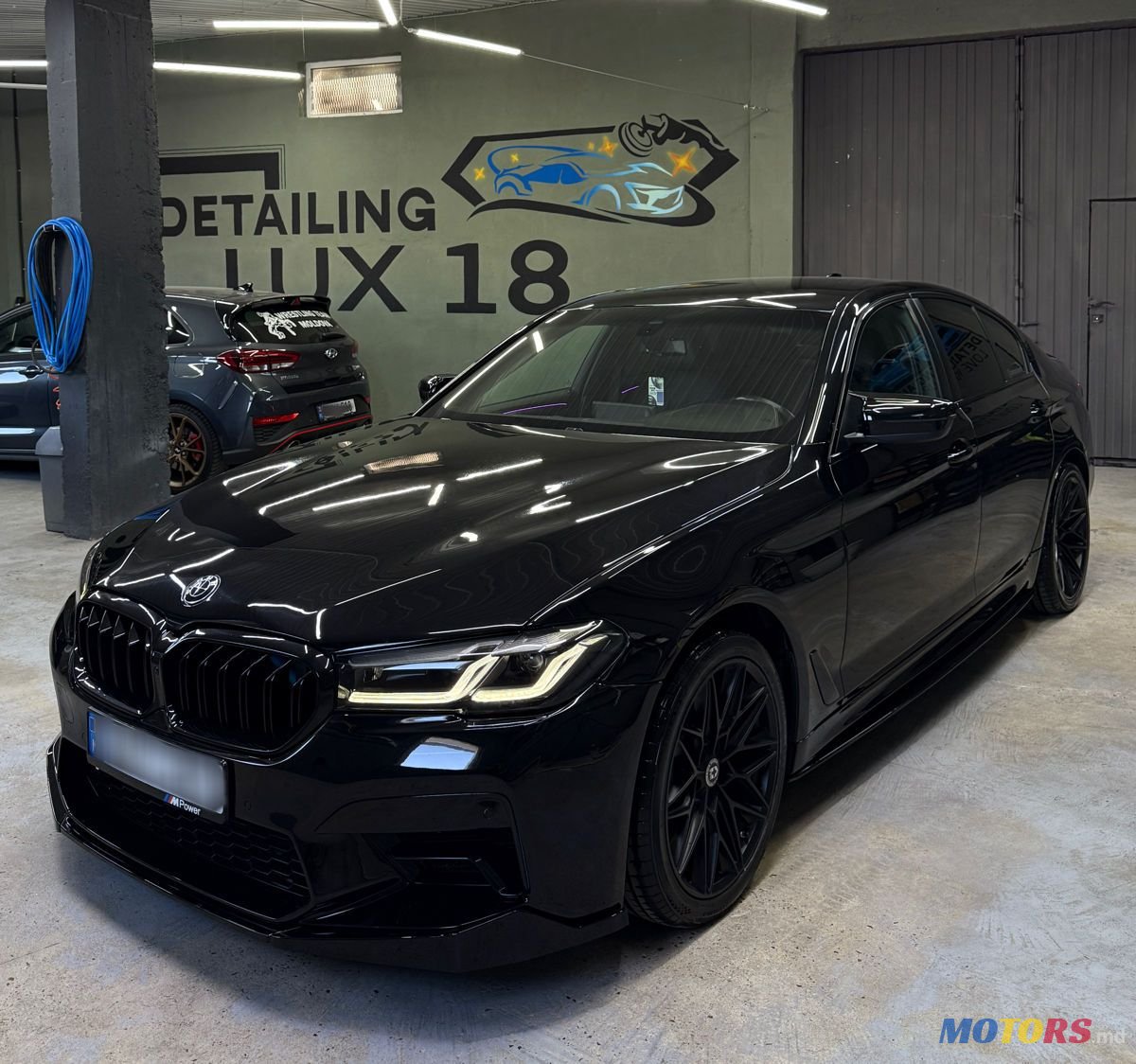 2021' BMW 5 Series photo #1