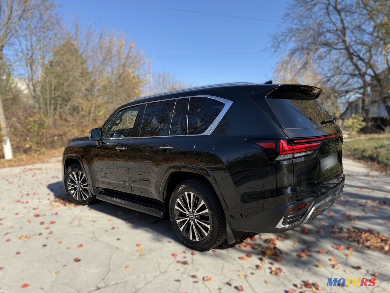 2024' Lexus Lx Series photo #5