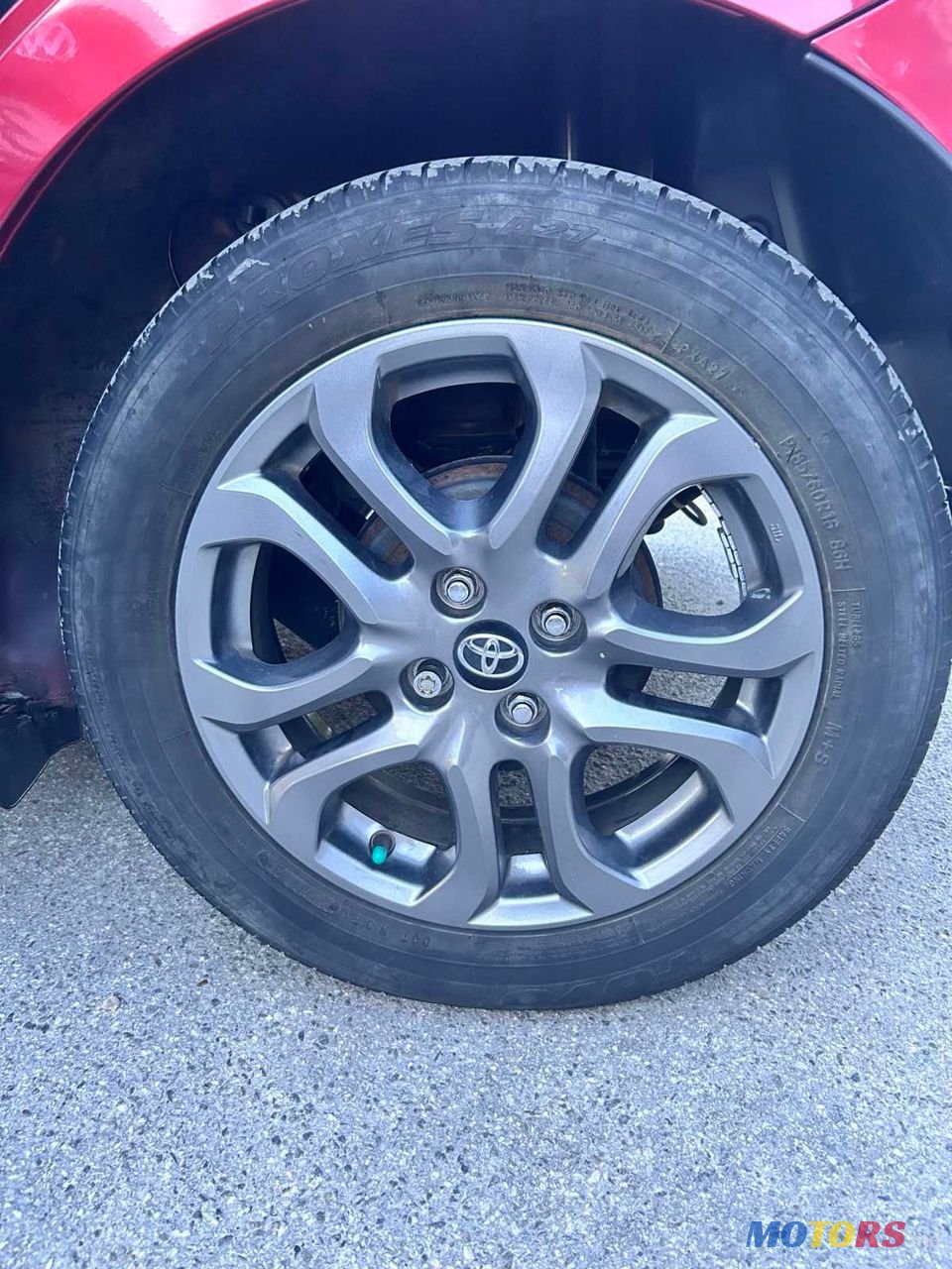2020' Toyota Yaris photo #4