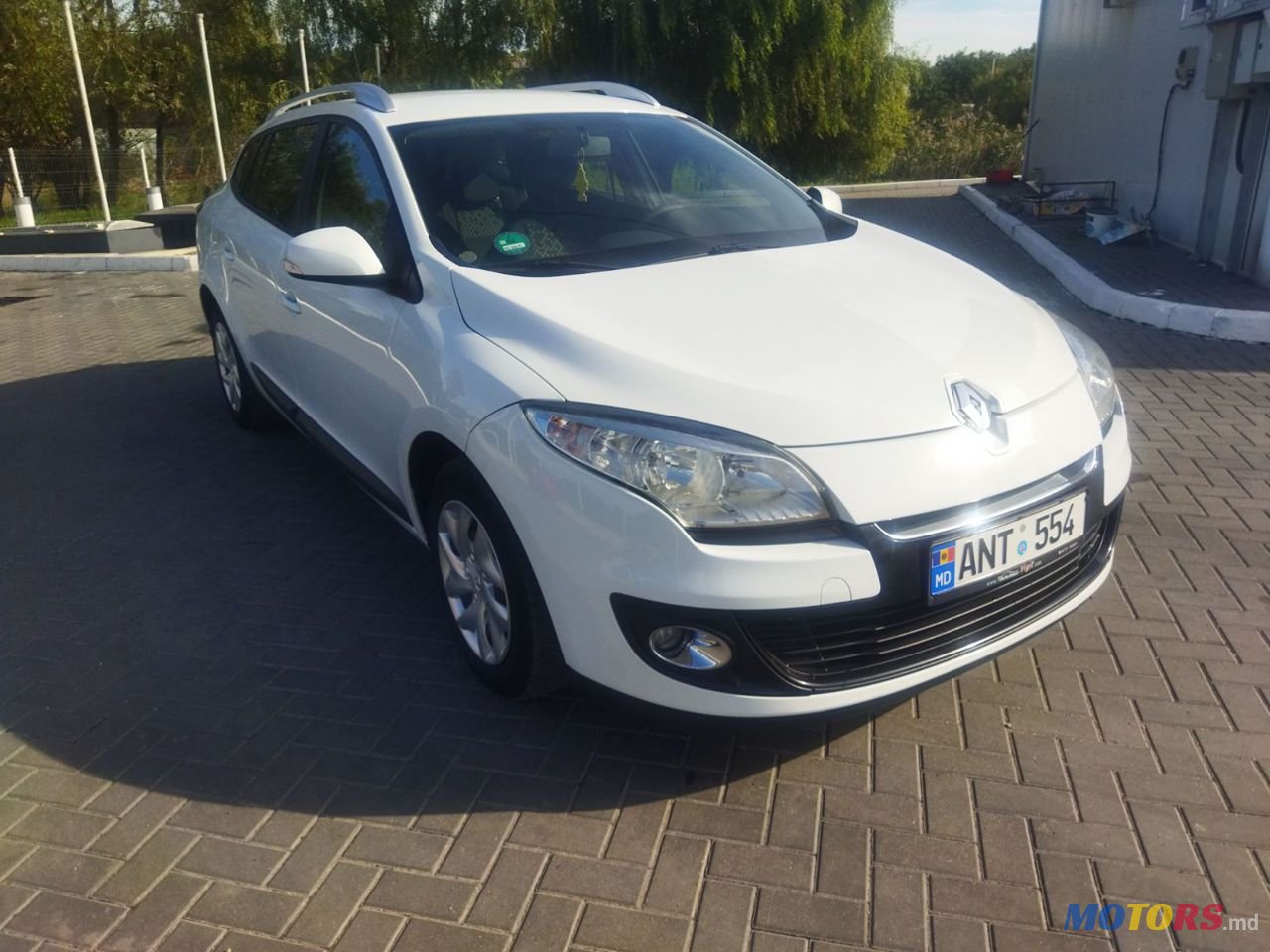 2013' Renault Megane photo #2