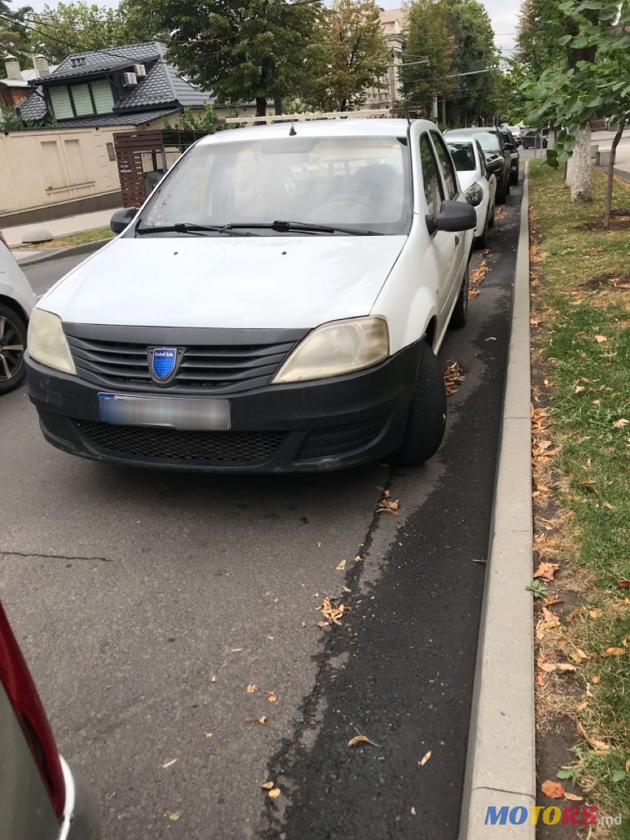 2012' Dacia Logan photo #1