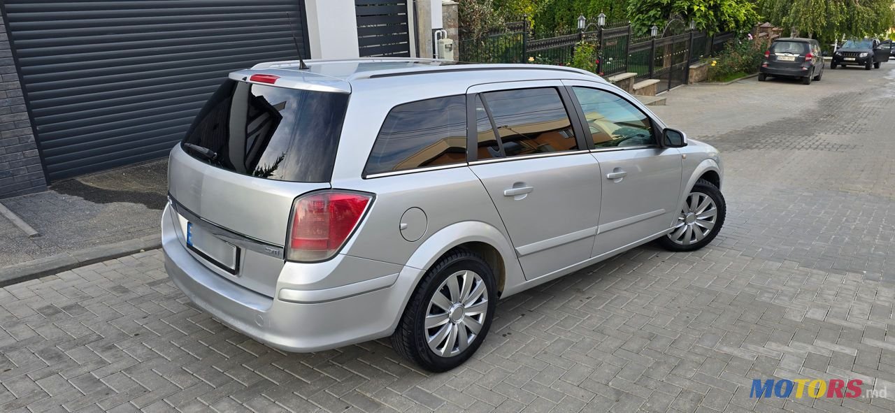 2006' Opel Astra photo #3