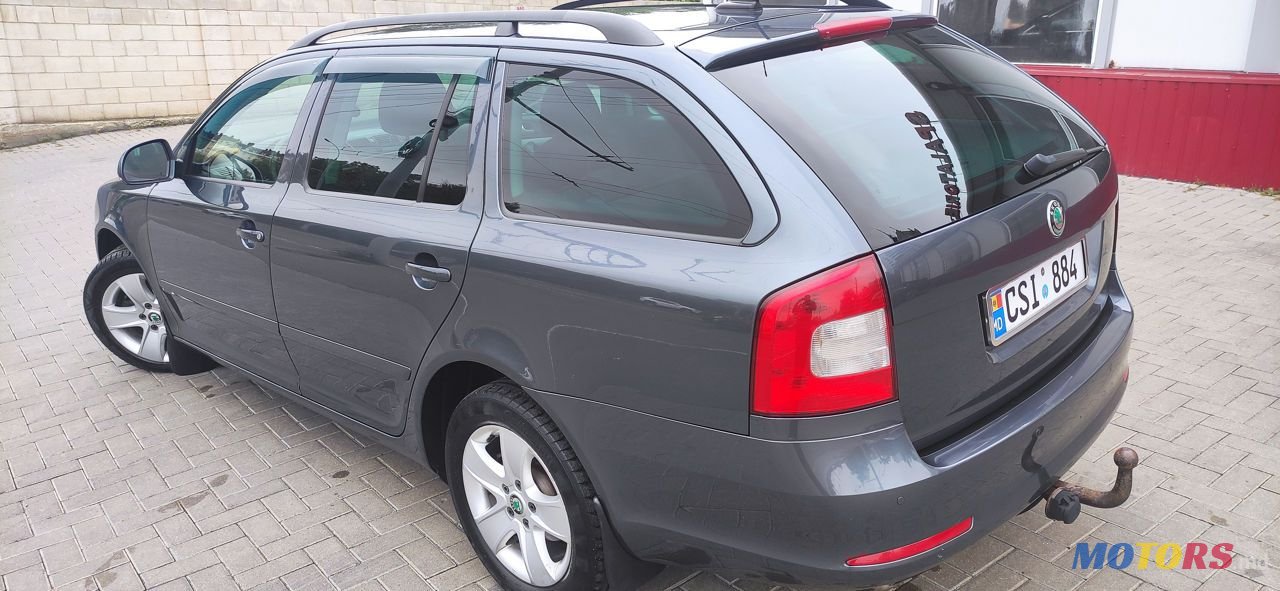 2011' Skoda Octavia photo #2