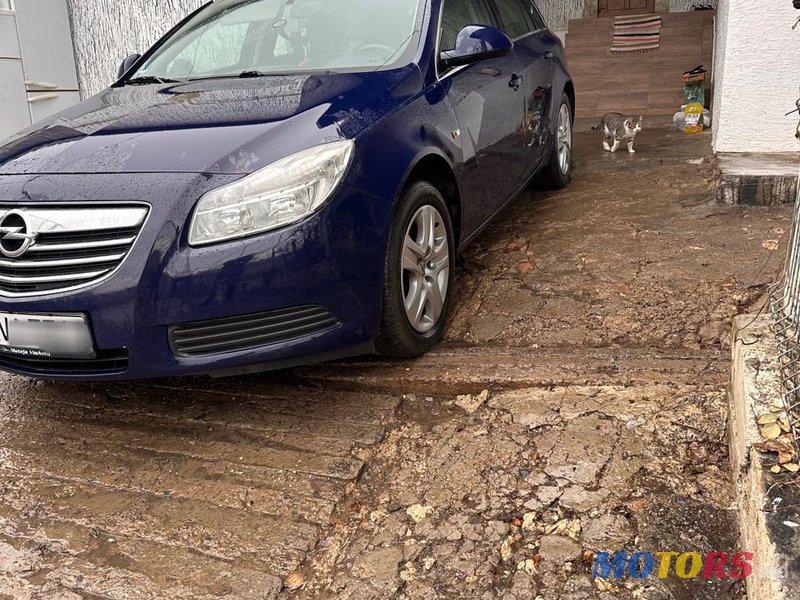 2011' Opel Insignia photo #4