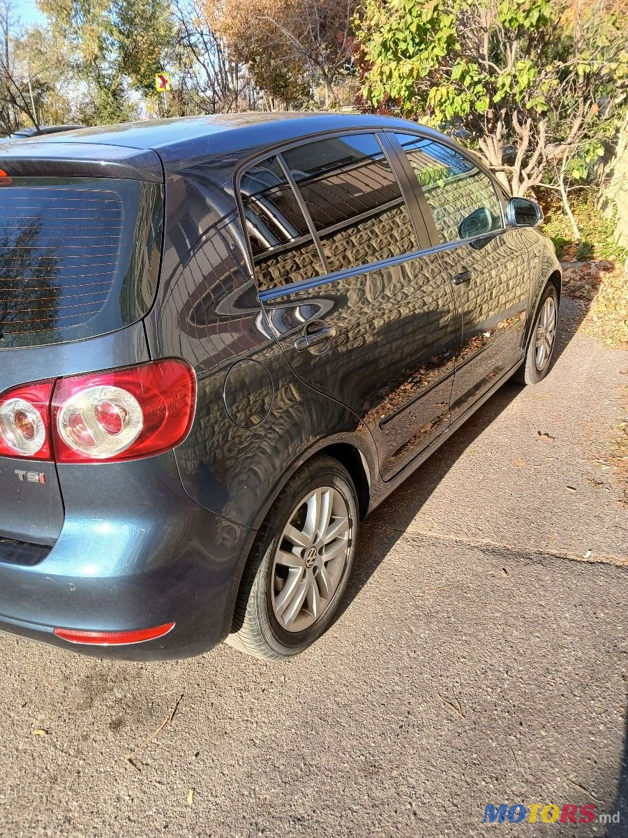 2012' Volkswagen Golf Plus photo #5