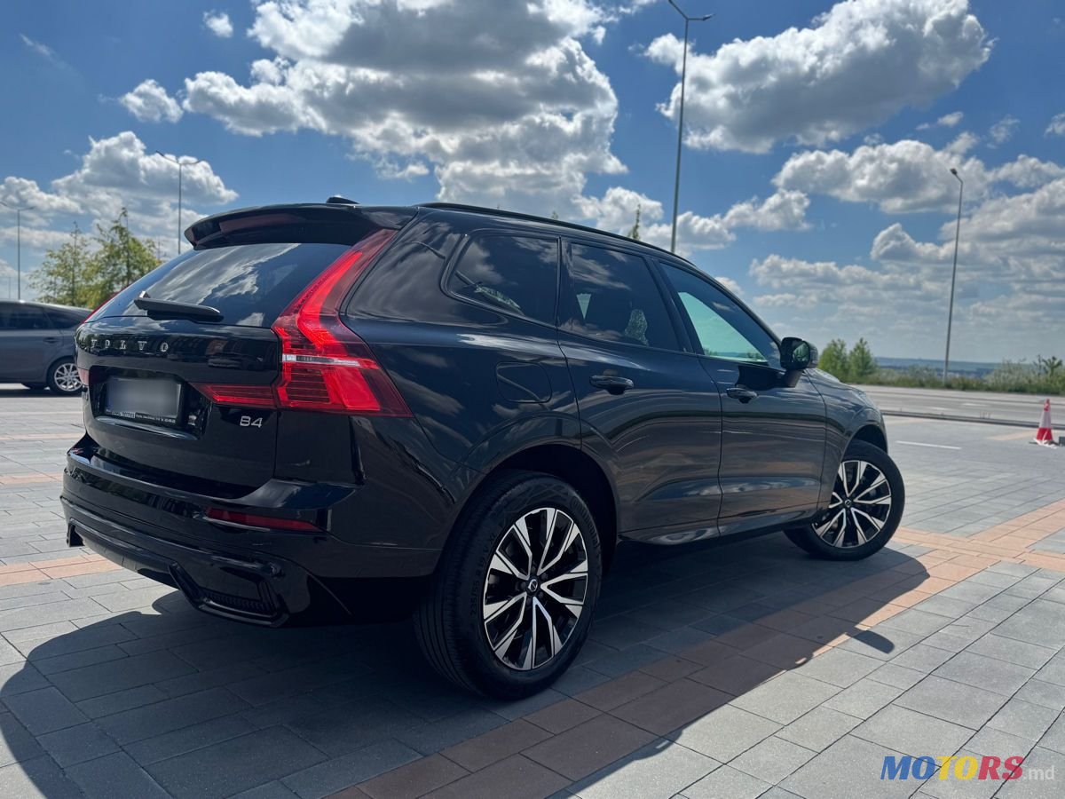 2022' Volvo XC60 photo #4