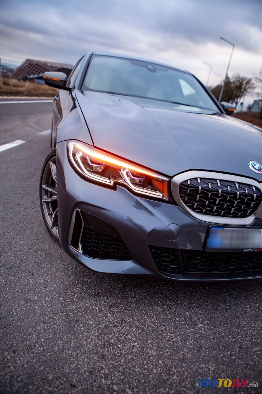 2021' BMW 3 Series photo #5