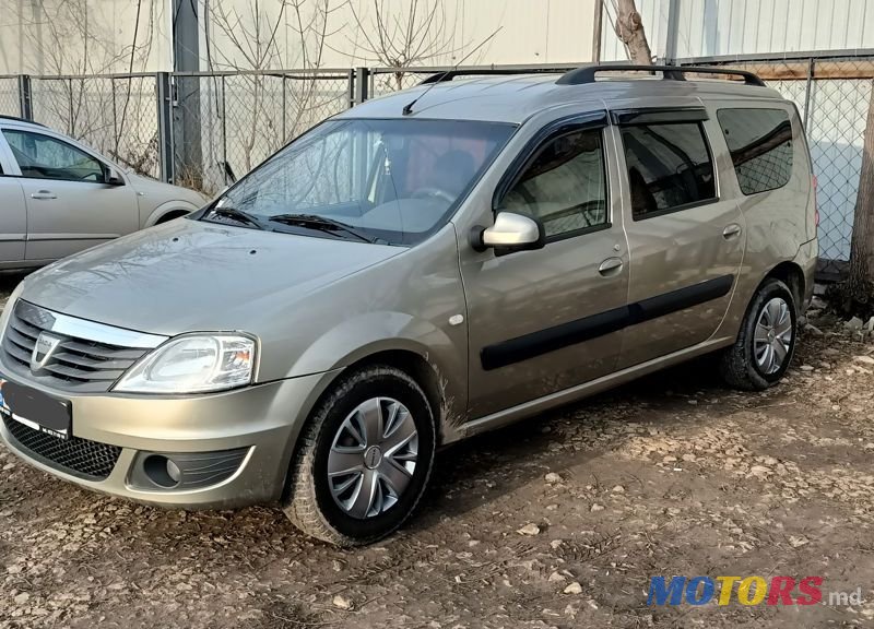 2009' Dacia Logan Mcv photo #1