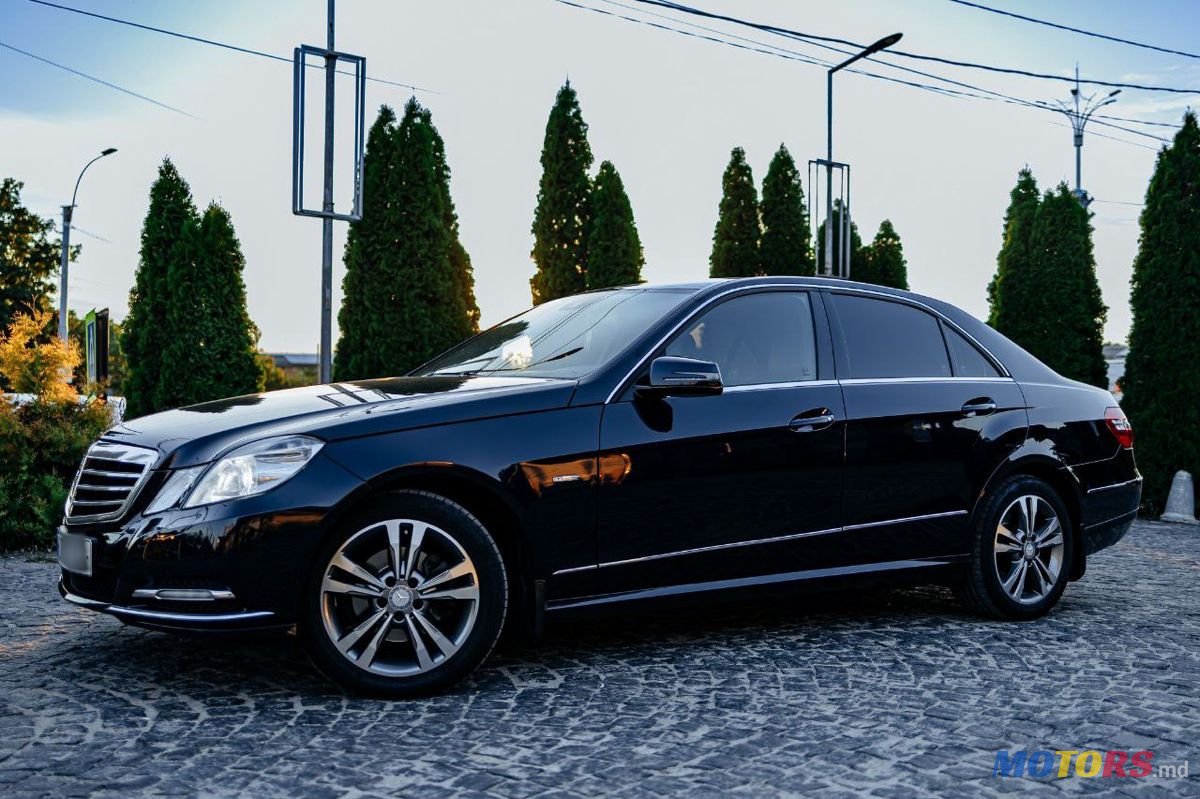 2012' Mercedes-Benz E-Class photo #2