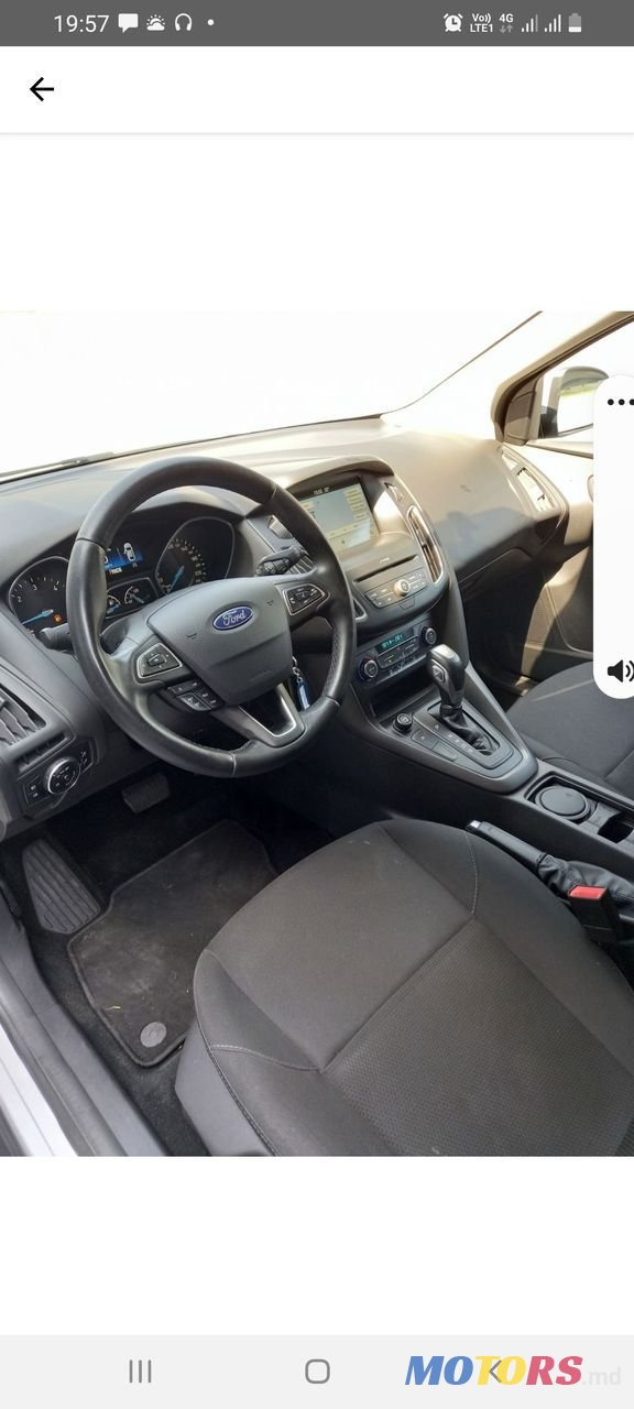 2017' Ford Focus photo #2
