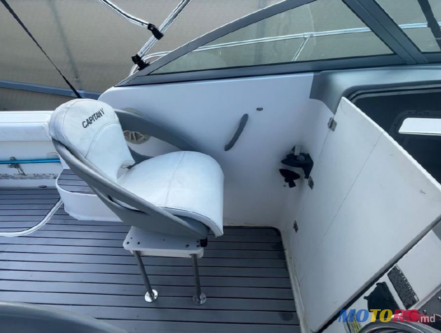 2007' TROPHY 2052 Walkaround photo #4