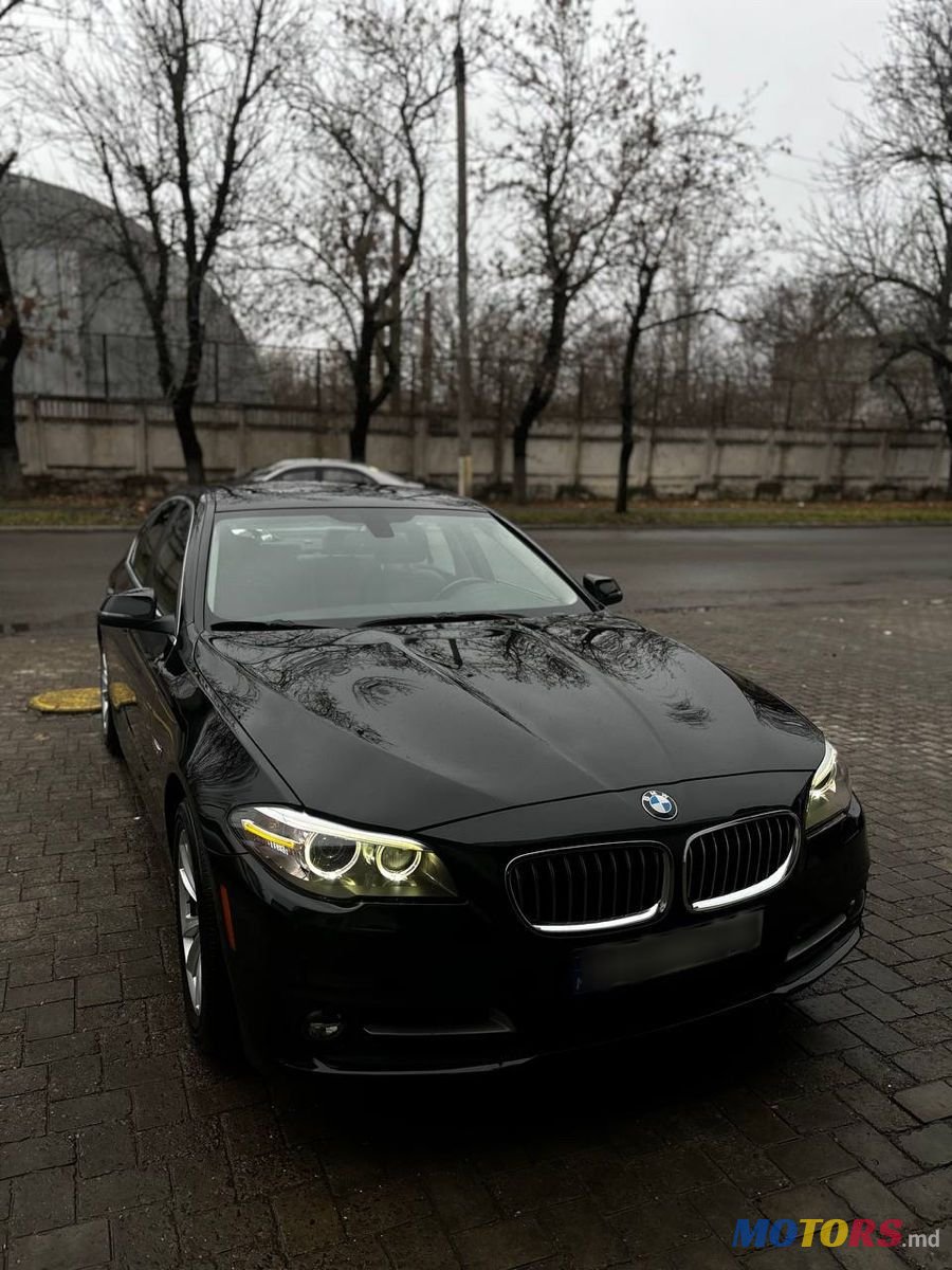 2015' BMW 5 Series photo #1