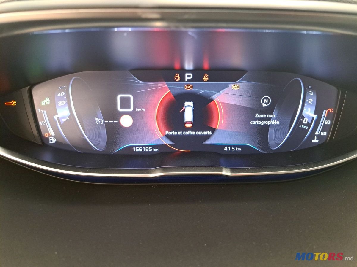 2019' Peugeot 5008 photo #3