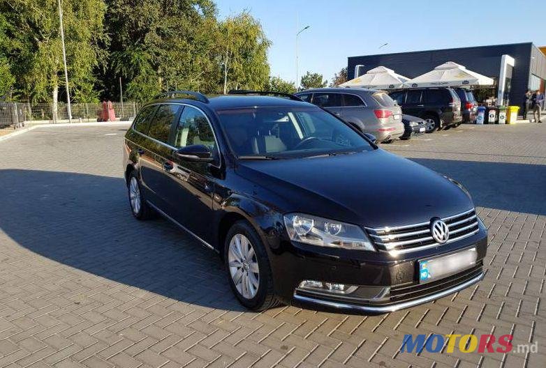 2012' Volkswagen Passat photo #1
