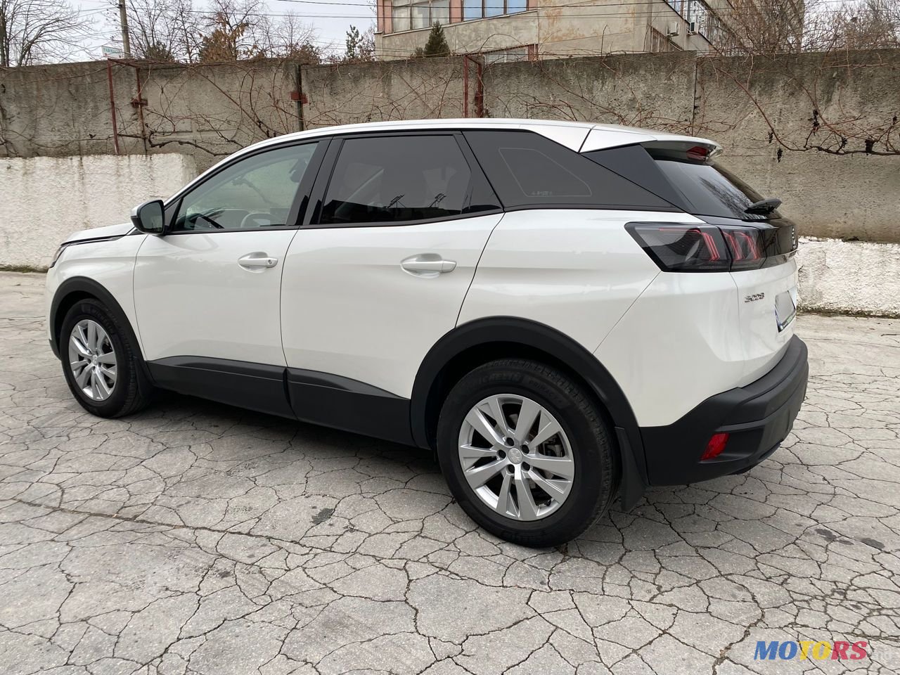 2020' Peugeot 3008 photo #4