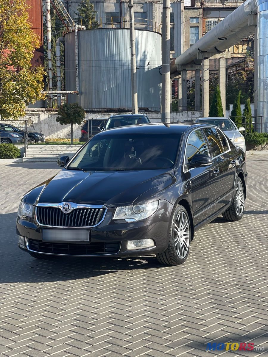 2008' Skoda Superb photo #1