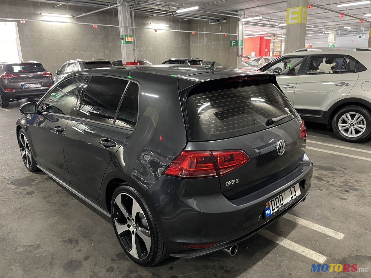 2017' Volkswagen Golf photo #5