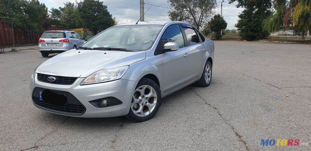 2009' Ford Focus photo #2