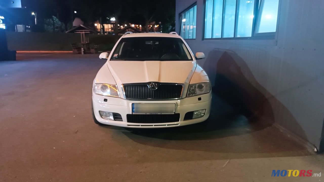 2009' Skoda Octavia photo #1