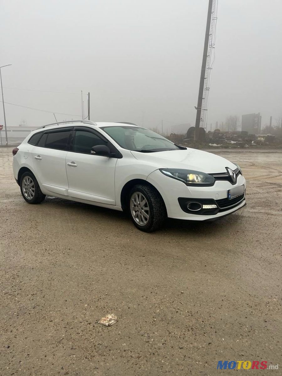 2014' Renault Megane photo #2