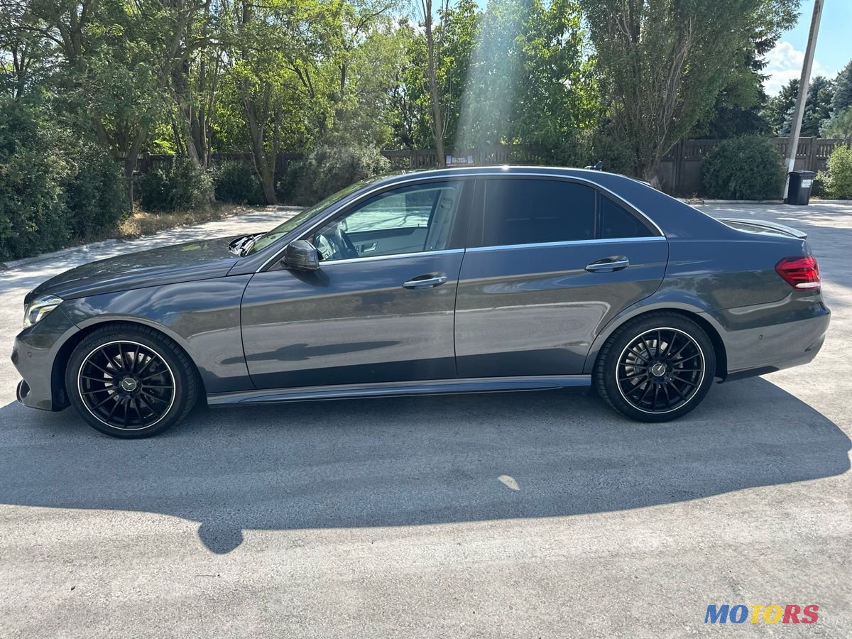2014' Mercedes-Benz E-Class photo #3